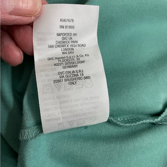 Half placket button tunic - Picture 5 of 6